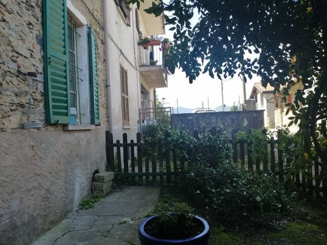 Porzione di casa a Cremenaga