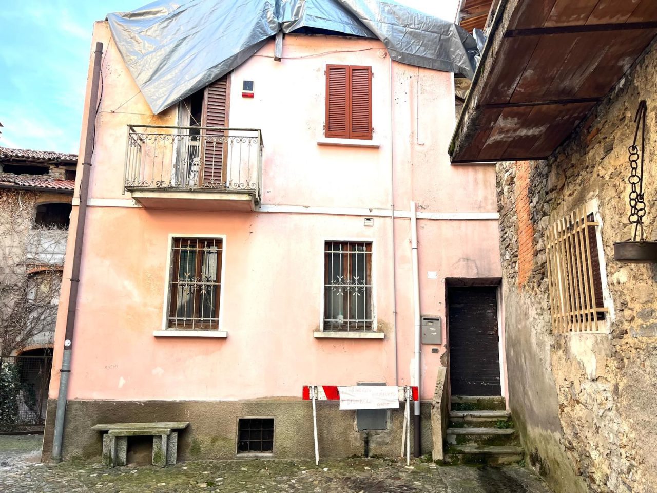 Porzione di casa a Cadegliano Viconago